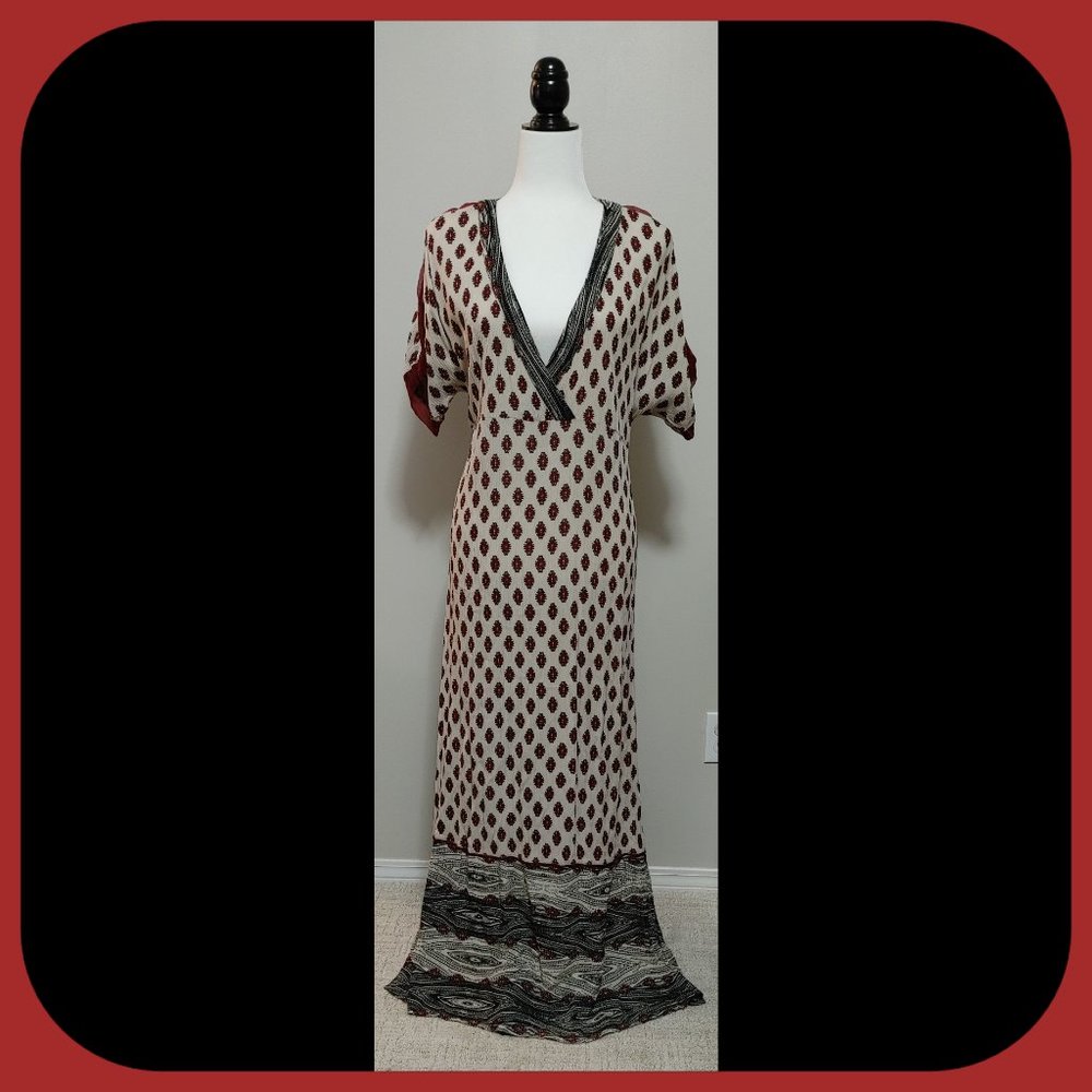 CREAM || Edelweiss V-plunge Maxi Dress (SIZE 36)